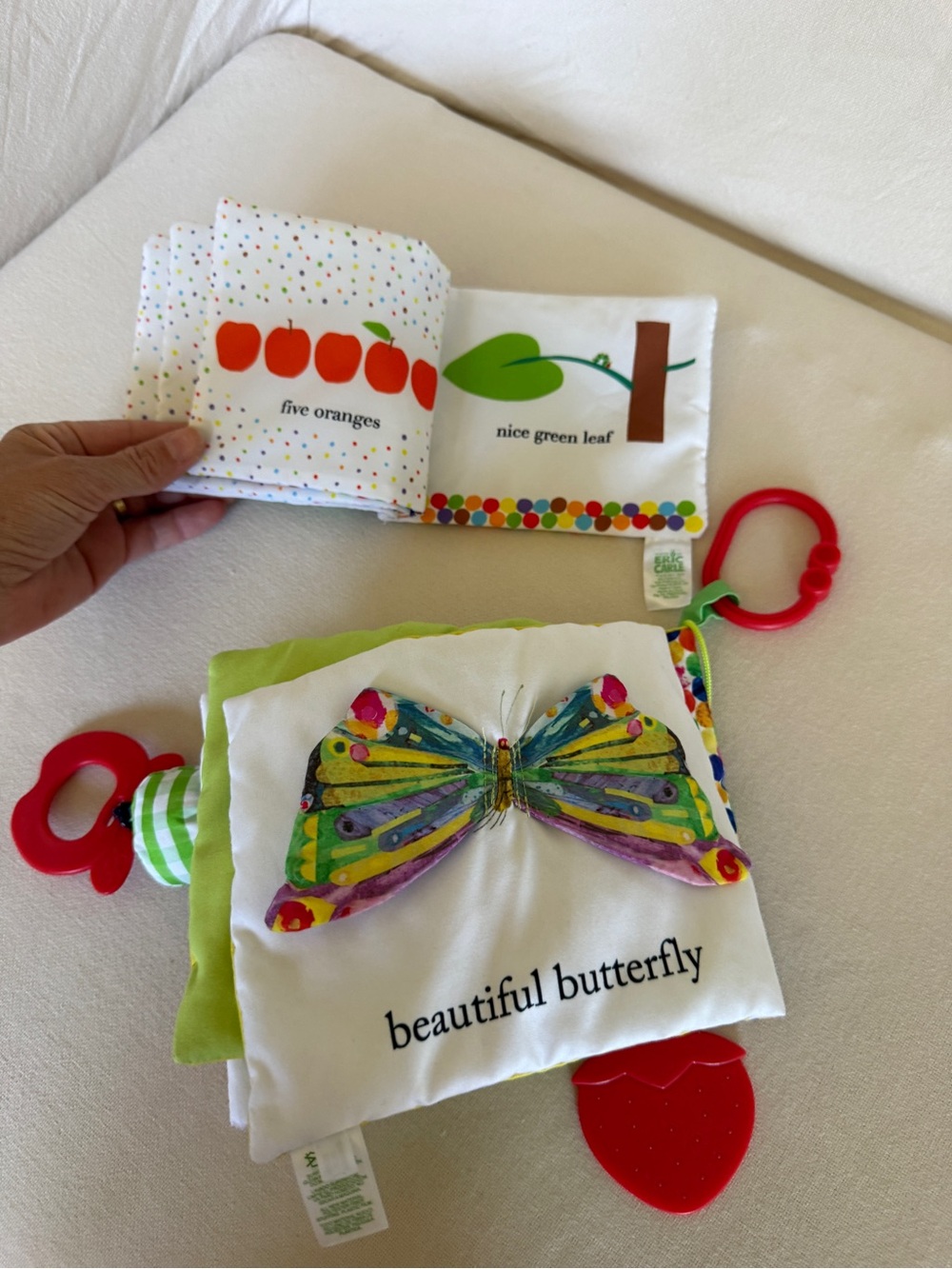 The Very Hungry Caterpillar 5 piece lot Baby soft book rattle toy tether toy - Picture 9 of 13